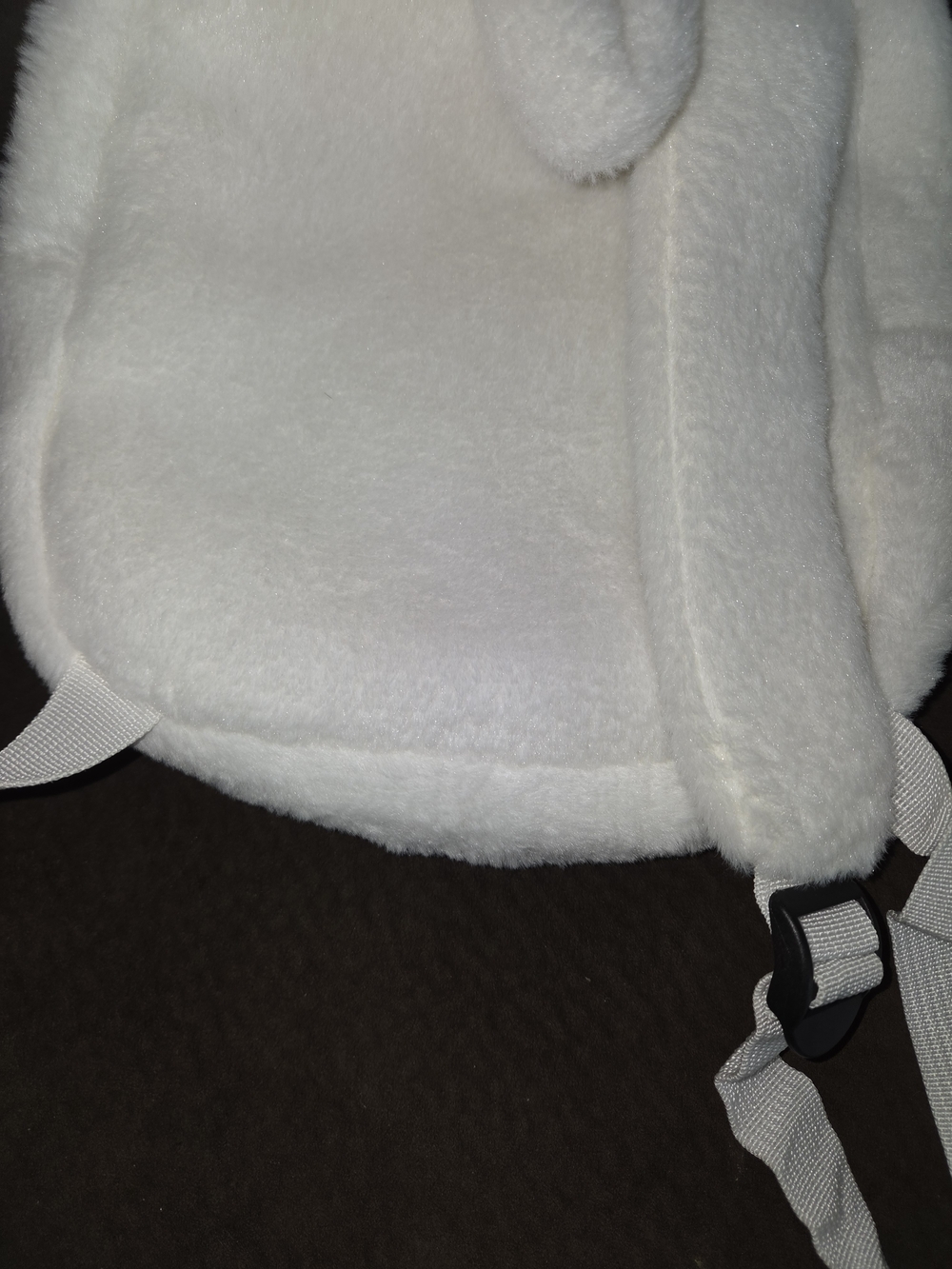 Hello Kitty Kids White & Red‎ Plush Backpack - Picture 8 of 15